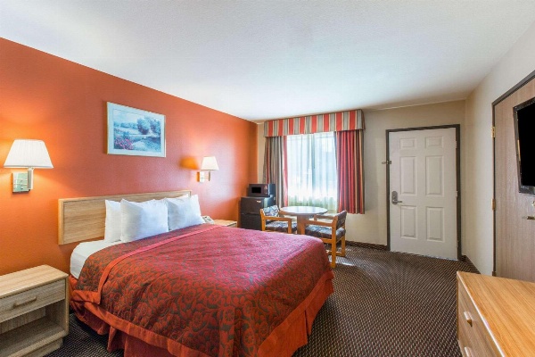 Days Inn by Wyndham Tucson Airport image 6